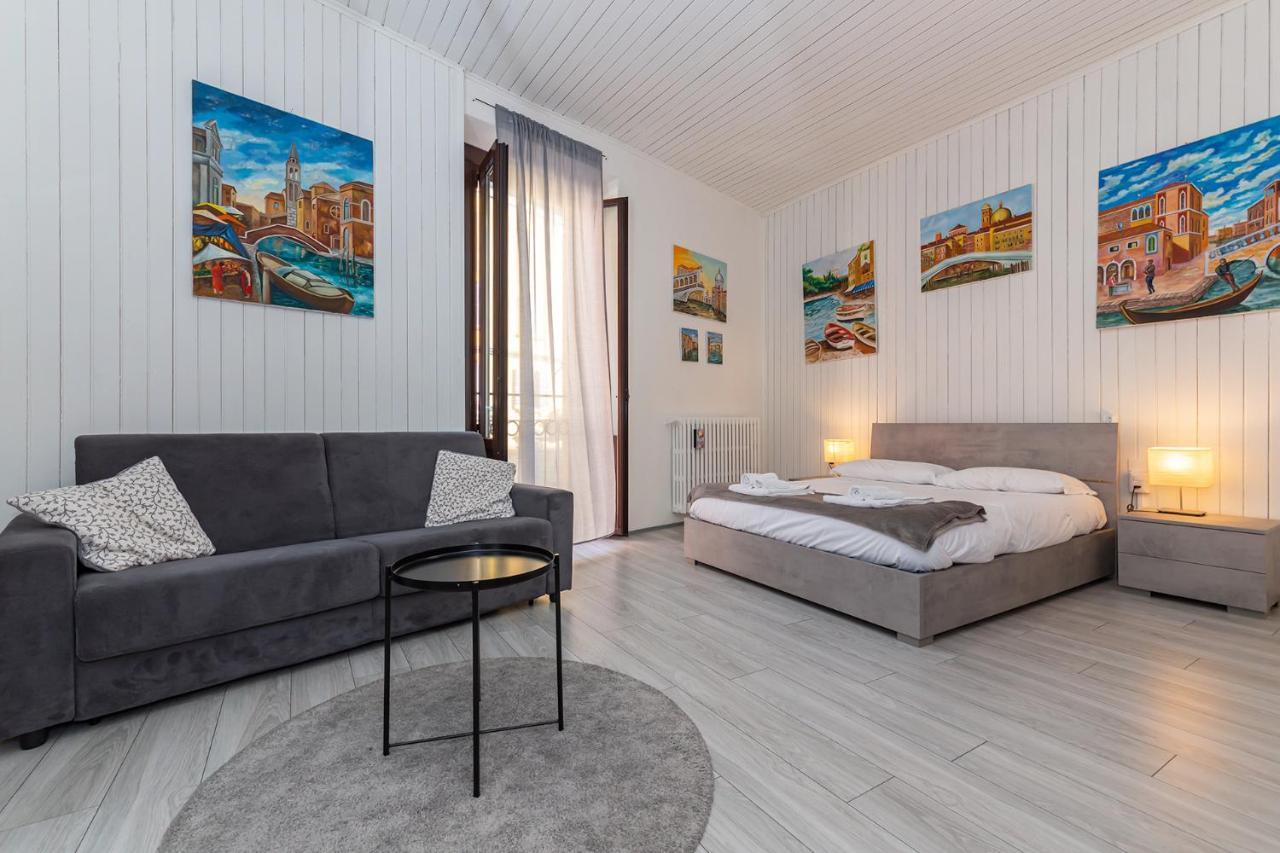 Art Design Apartment - City Center Milan Extérieur photo