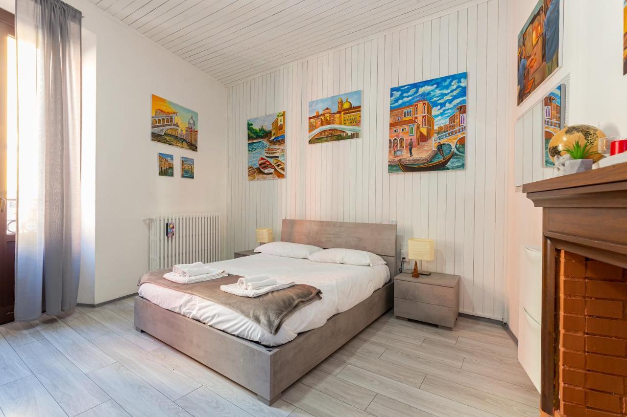 Art Design Apartment - City Center Milan Extérieur photo