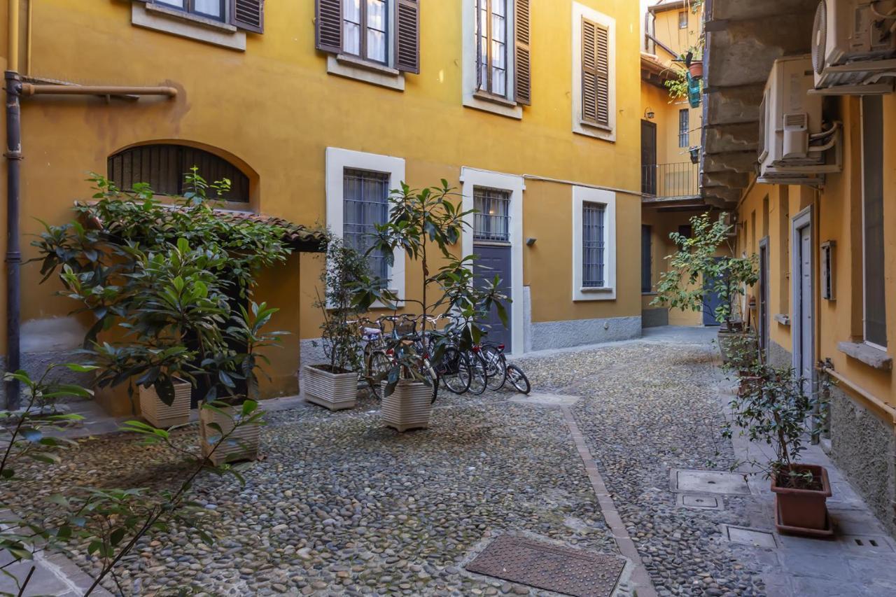 Art Design Apartment - City Center Milan Extérieur photo