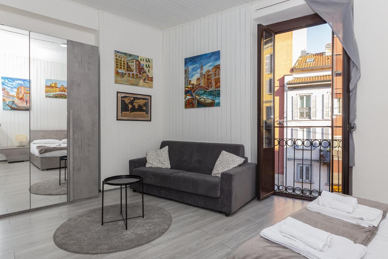 Art Design Apartment - City Center Milan Extérieur photo