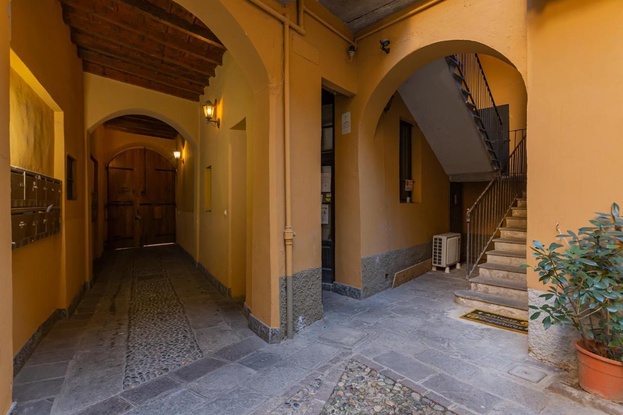 Art Design Apartment - City Center Milan Extérieur photo